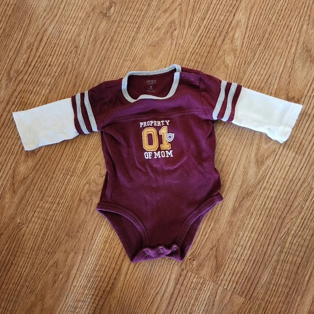 Carter's long sleeve onesie and grey pant 2 piece outfit Size 6 mo